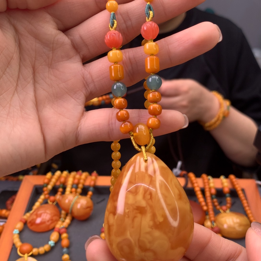 蜜蜡颈饰未镶嵌水滴