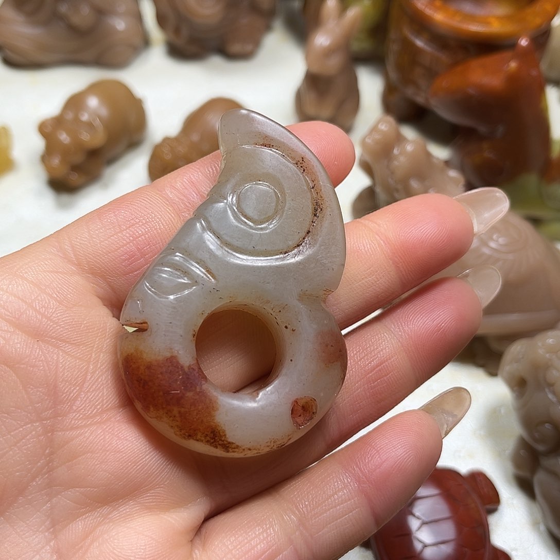 白玉菩提吊坠白玉菩提吊坠