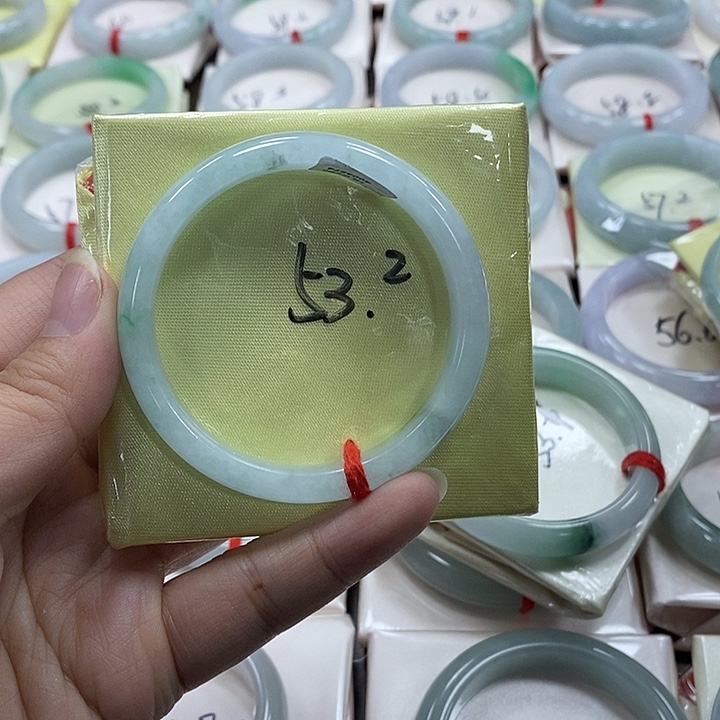 羽毛非金属时尚饰品手镯