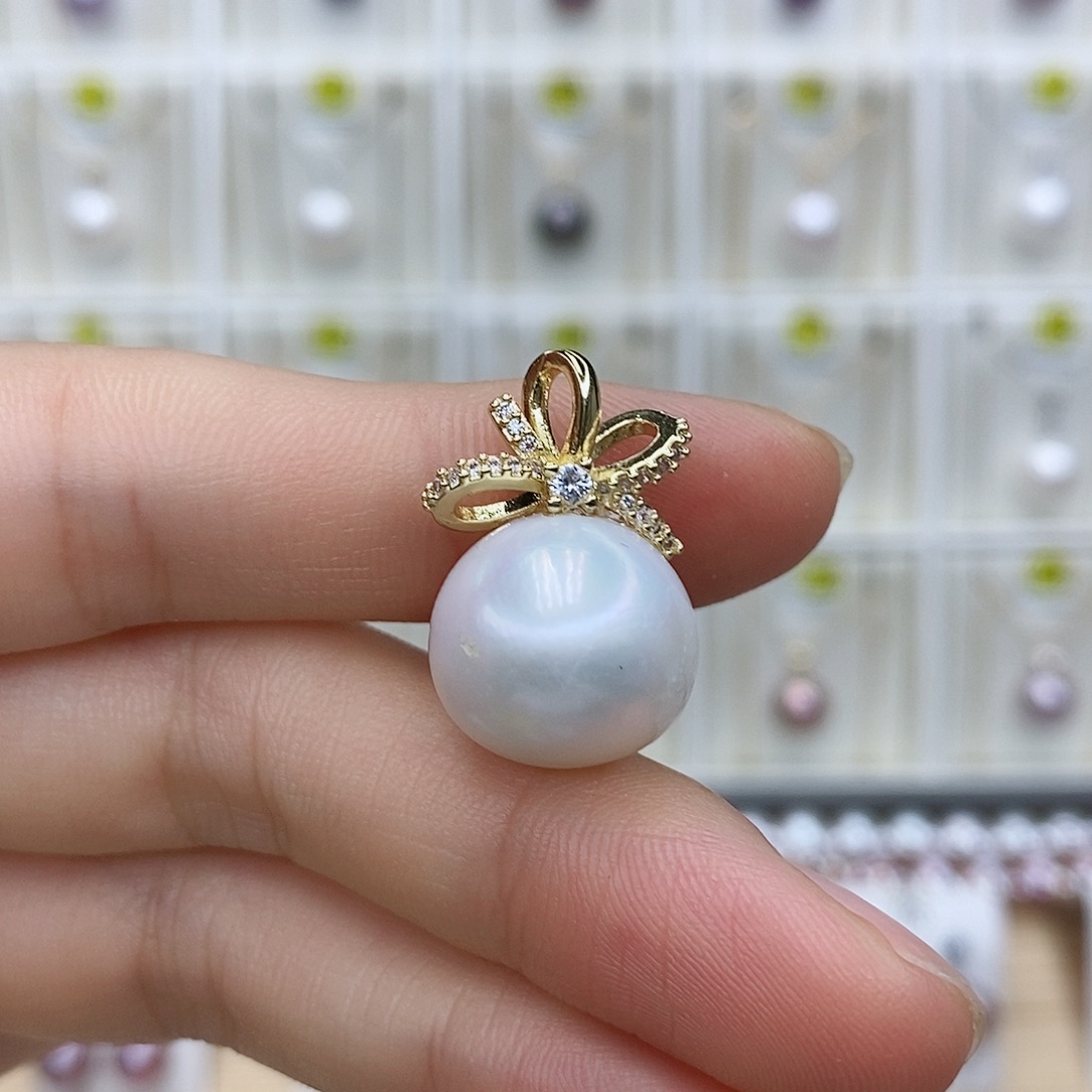 淡水珍珠颈饰合金