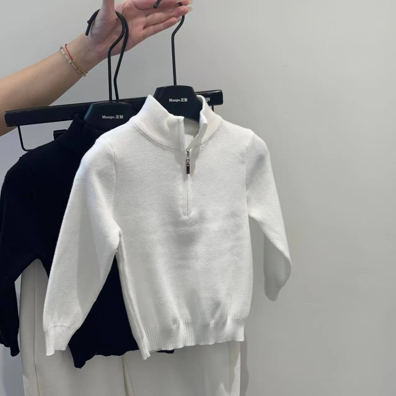 72059白色好干净~半拉链针织儿童毛衣