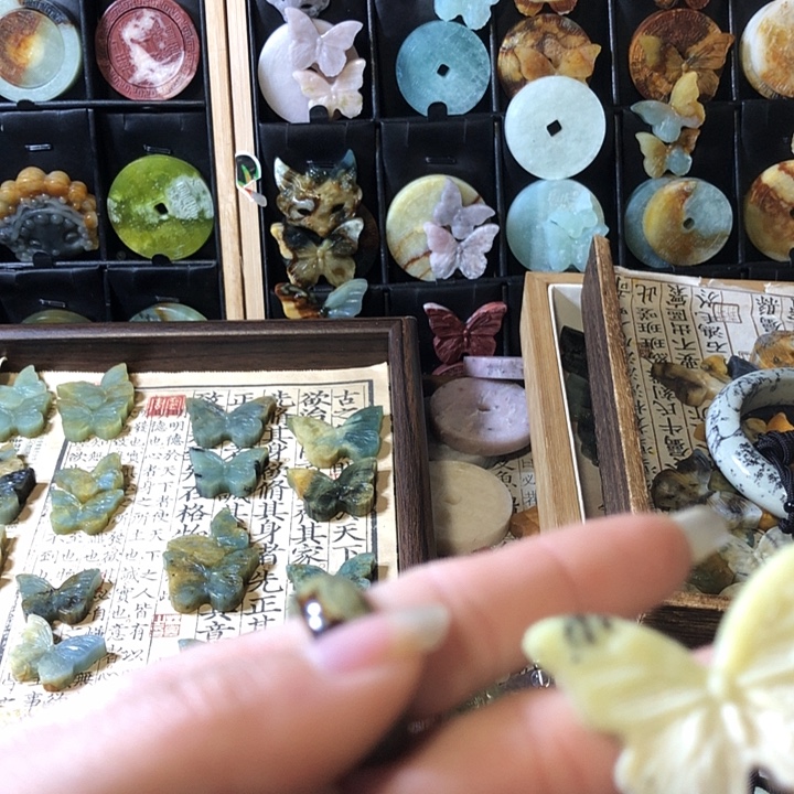 岫玉未镶嵌岫玉挂件