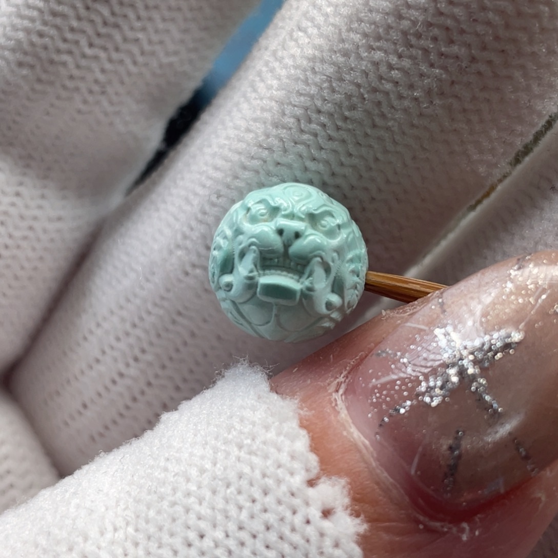 绿松石未镶嵌挂件