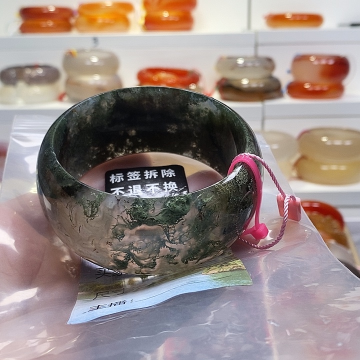 玛瑙/玉髓未镶嵌手镯圈口62水晶扣手