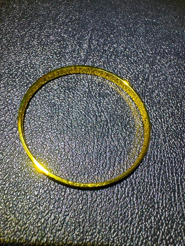 ZSJ0871碎冰冰顶奢手镯