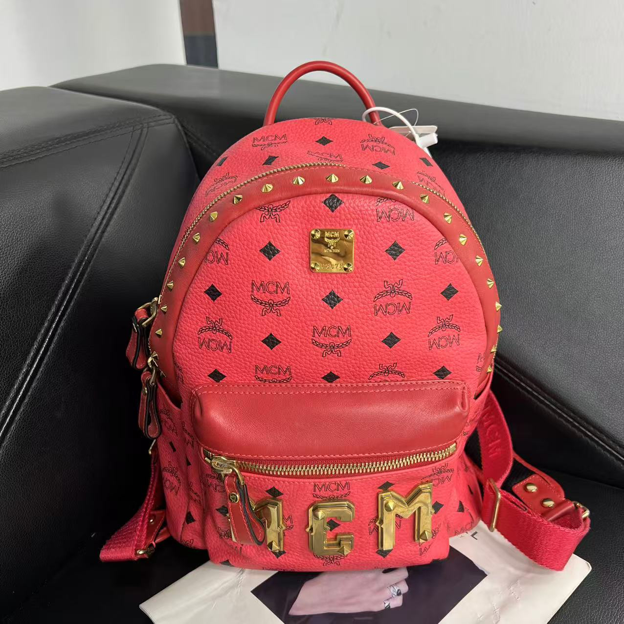 95新 MCM 捐金沉珠/小号双肩包