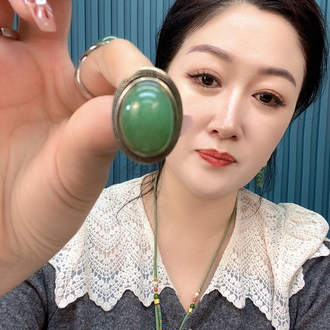 石英质玉手镯未镶嵌?****?