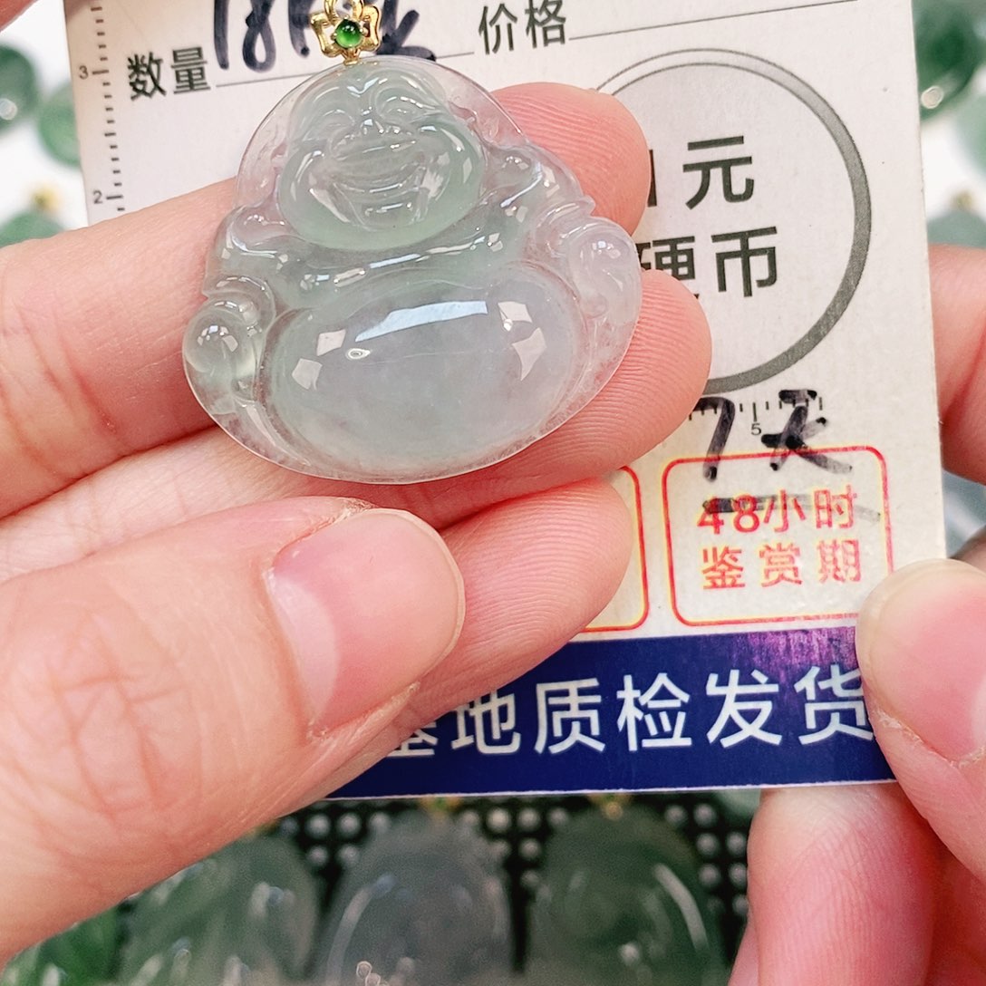 翡翠颈饰18K金镶嵌吊坠