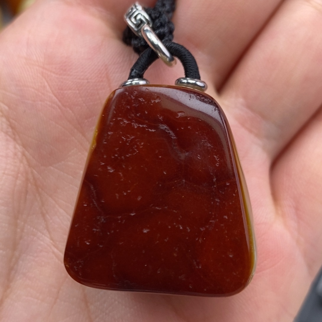 琥珀吊坠(赠链)未镶嵌