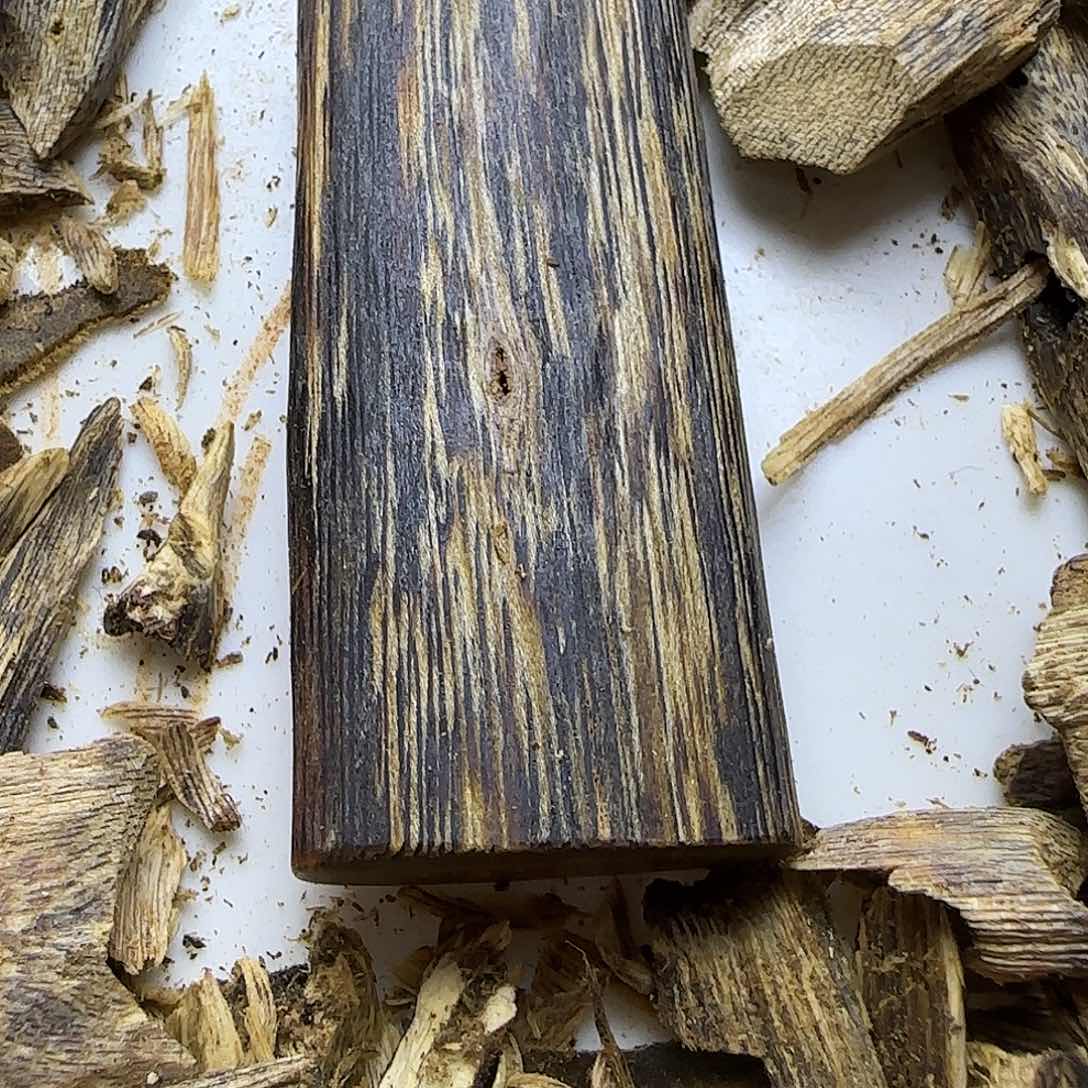 沉香碎屑沉香原汁原味沉香