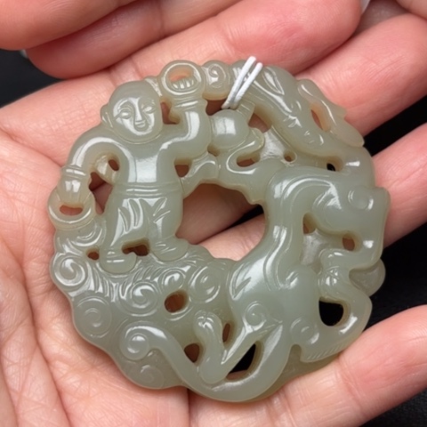 和田玉挂件未镶嵌沙****头