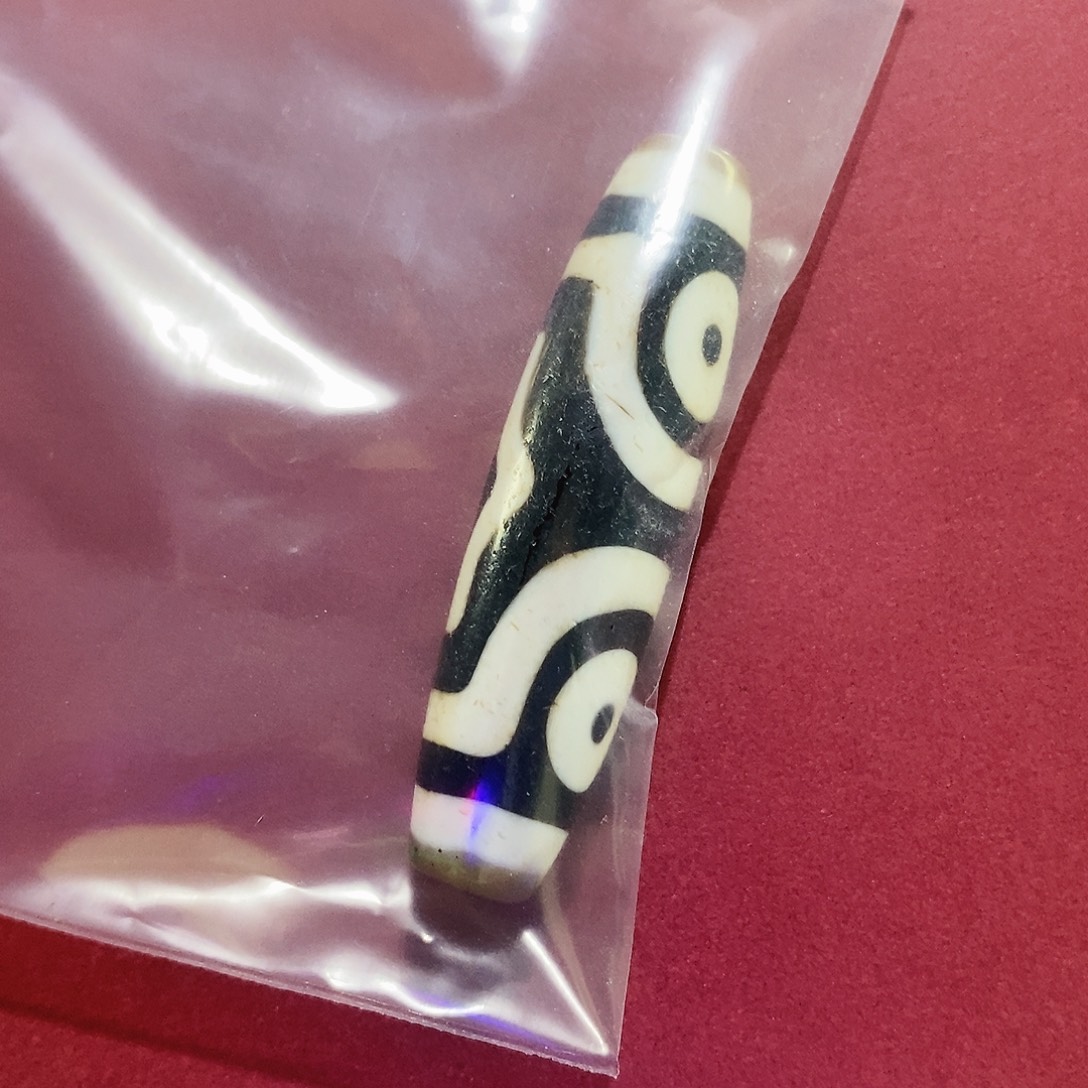 孙***白合金颈饰玛瑙/玉髓（覆膜）行运宝盖三