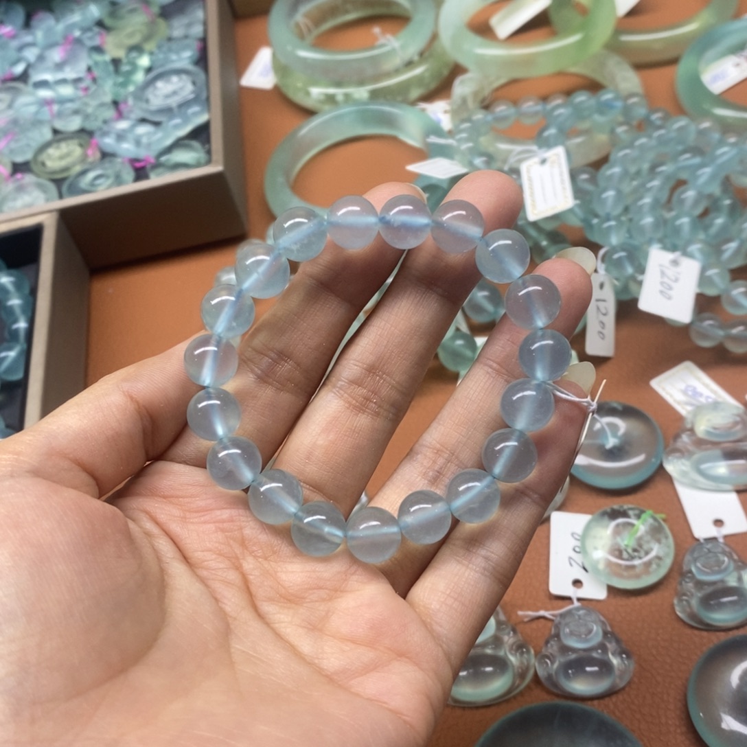 发***员蛇纹石玉合金颈饰