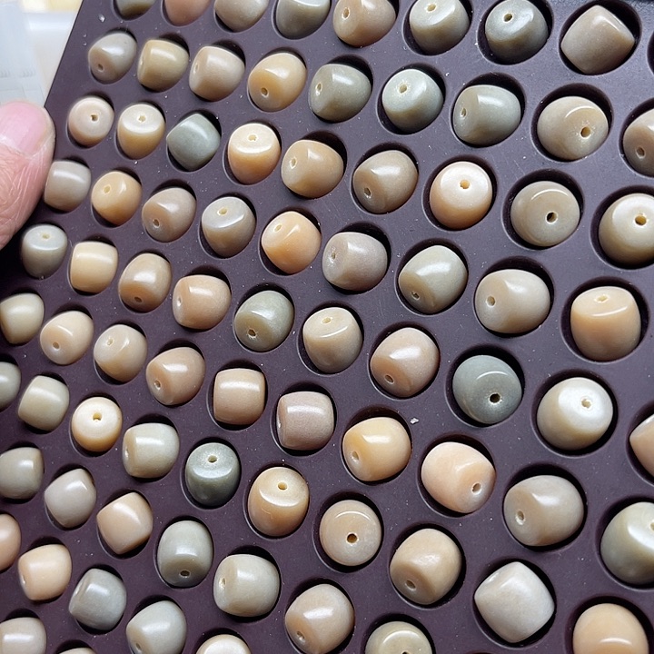 白玉菩提吊坠微瑕10-9海盐直切50颗卡灯牌宠60颗