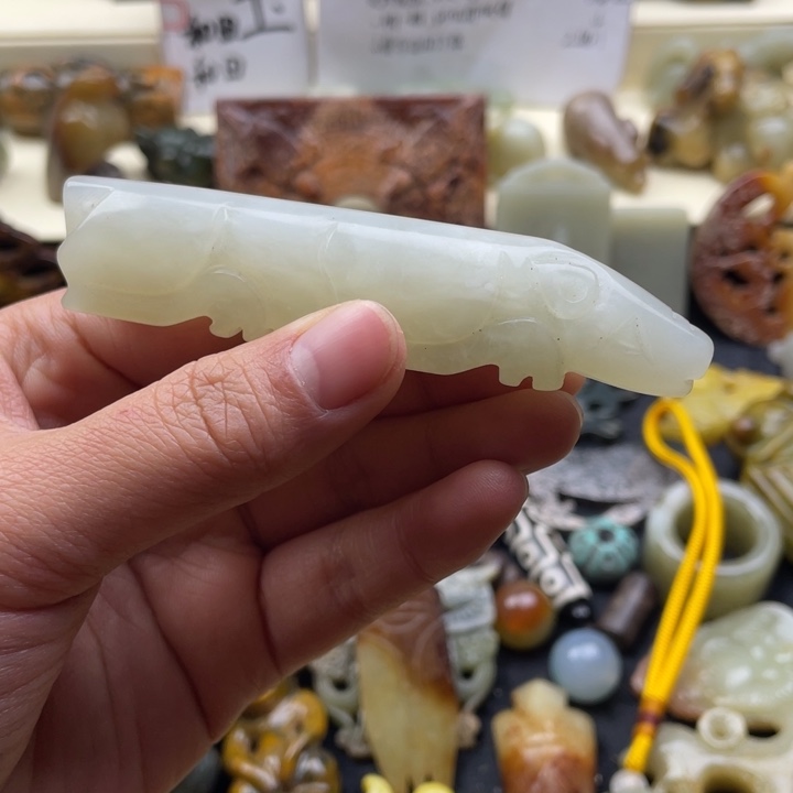 蛇纹石玉颈饰未镶嵌109