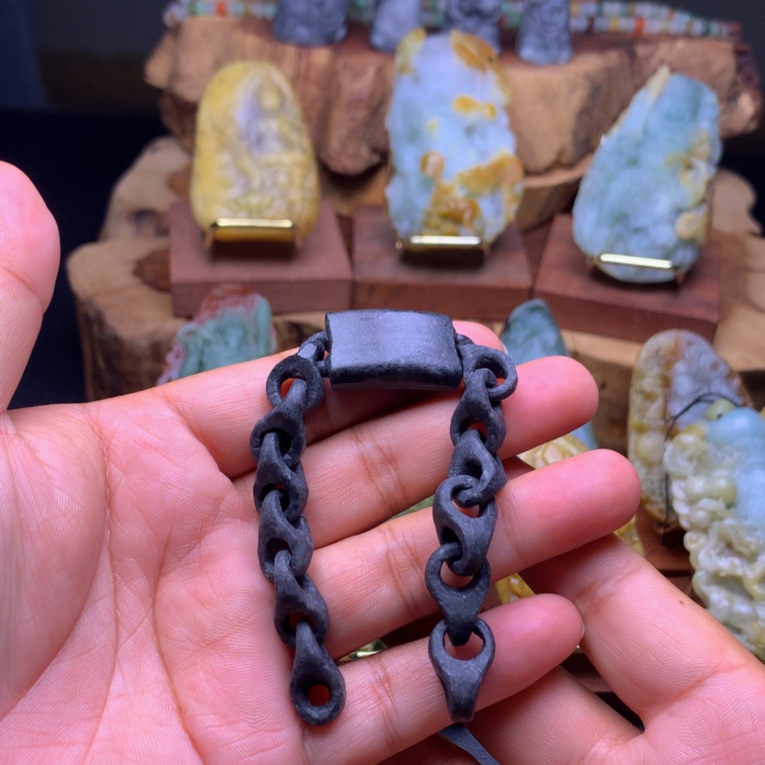 定制翡翠未镶嵌手链