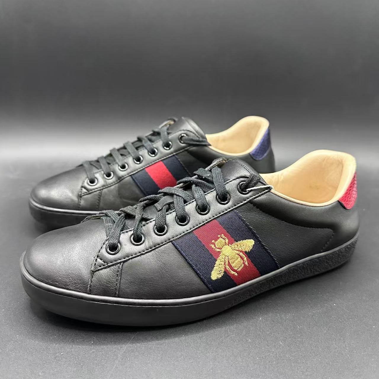 95新 GUCCI/古驰 男士黑色休闲ACE蜜蜂板鞋多尺码问主播