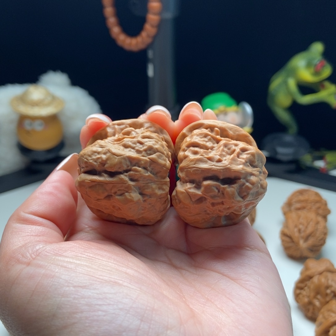 吊坠文玩核桃38尺蛤蟆 到付