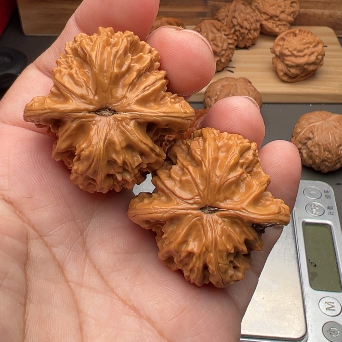 把件文玩核桃盘龙