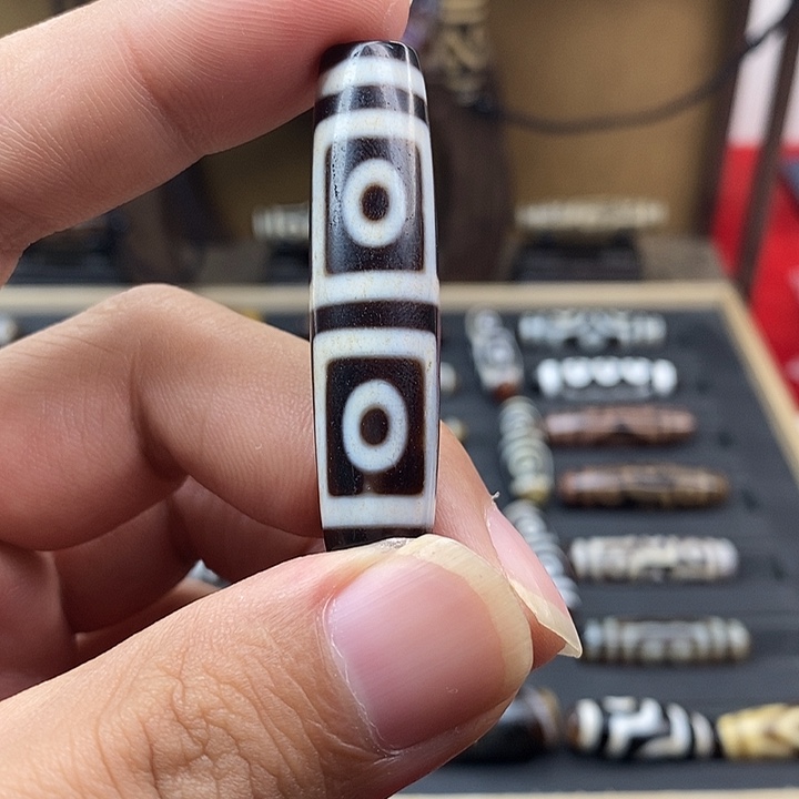 玛瑙/玉髓散珠青****志