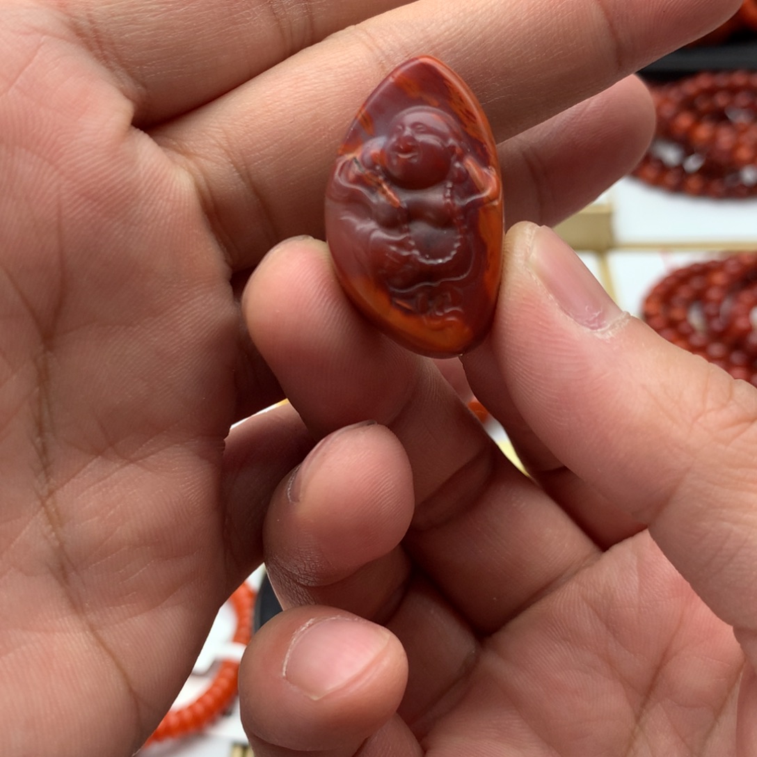 南红玛瑙配饰未镶嵌