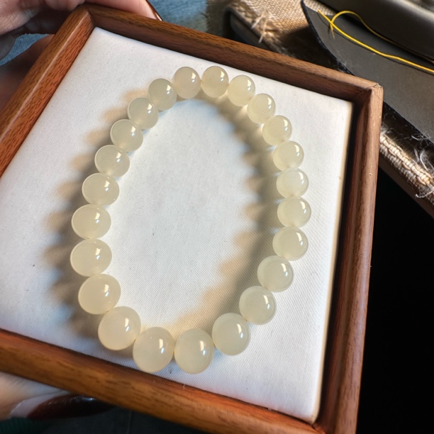 和田玉青海料蜂蜜水卡8