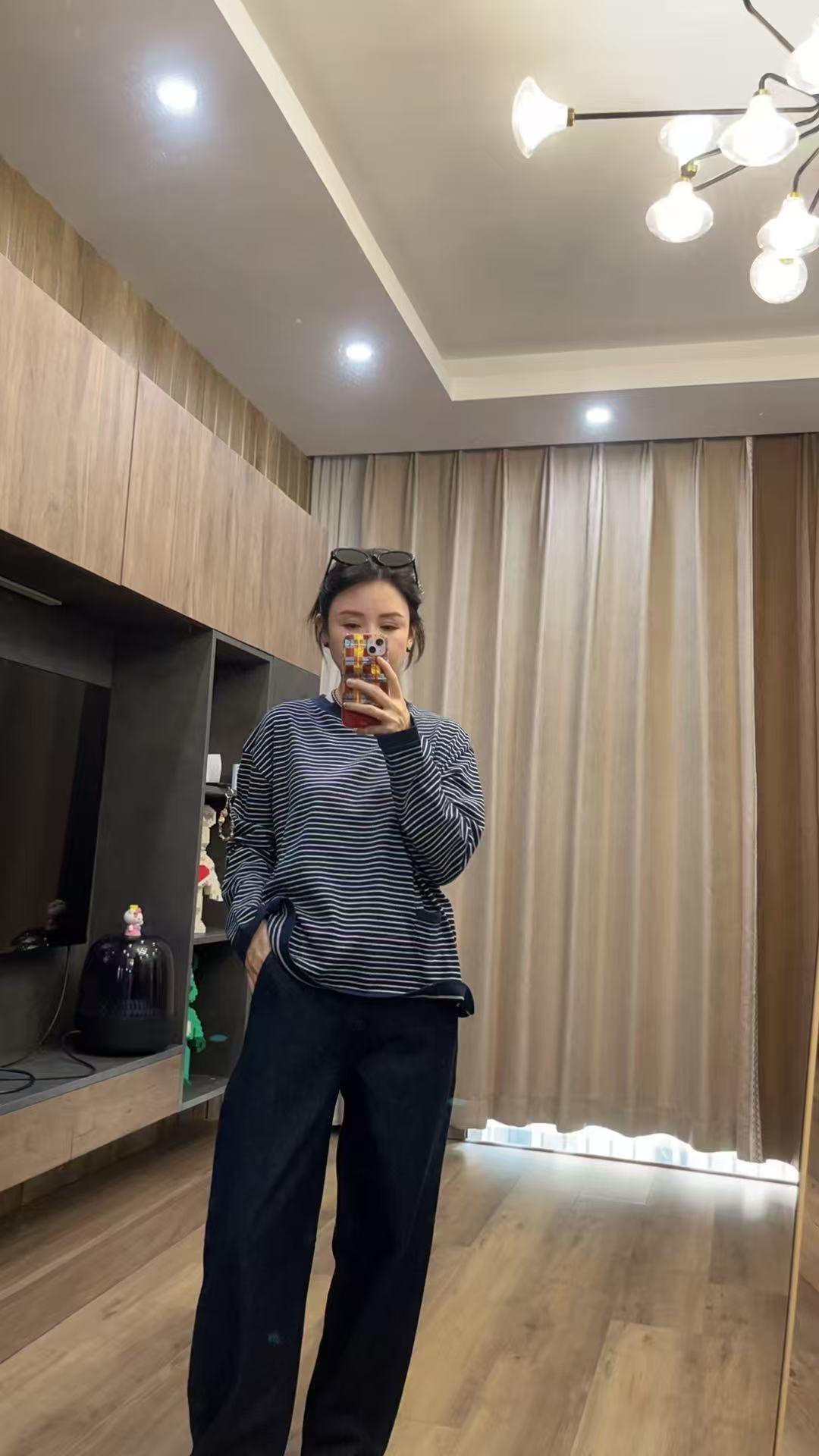 【流光溢彩】小众设计师款刺绣圆领条纹长袖T恤时尚百搭气质减龄