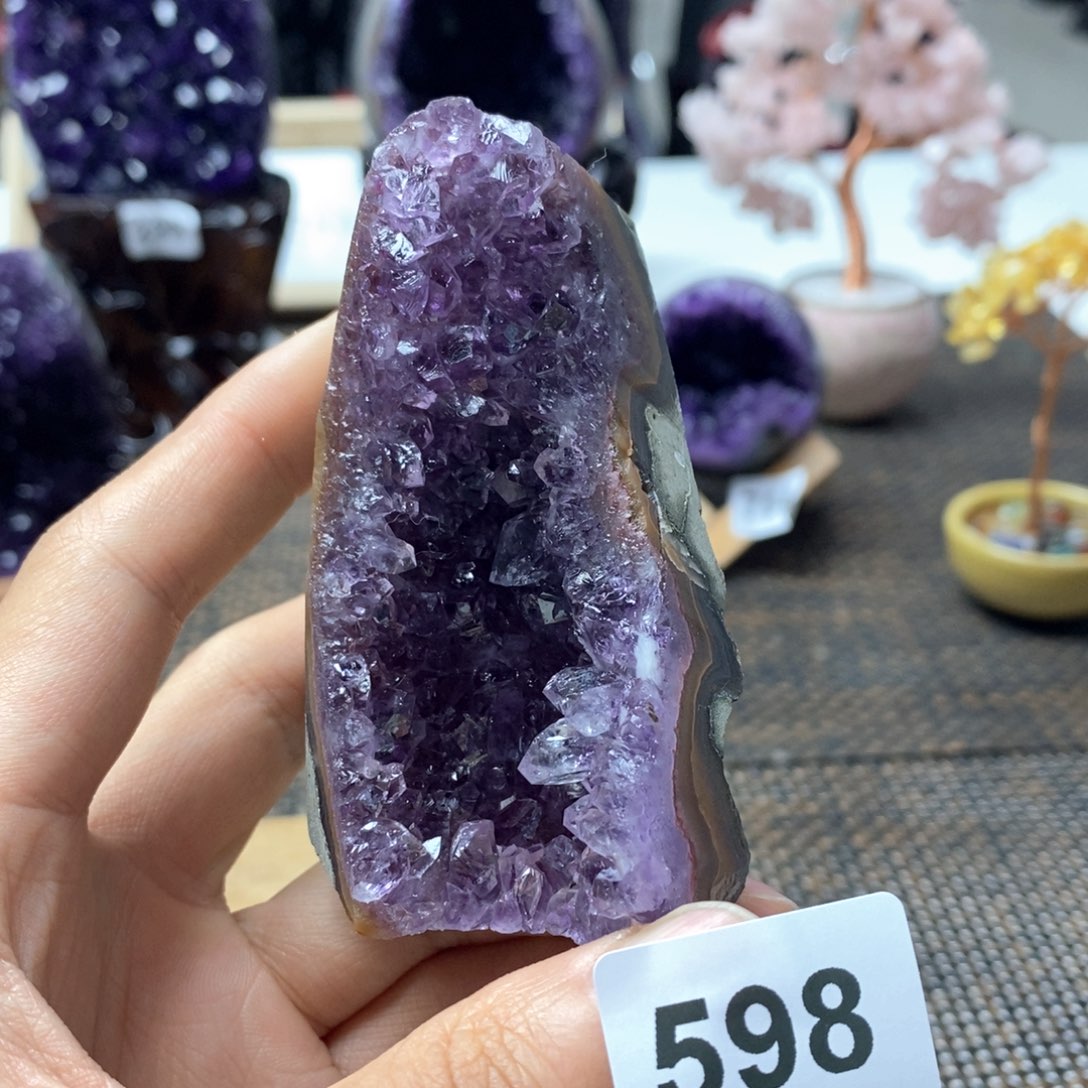 未镶嵌紫晶大型摆件（非配饰）