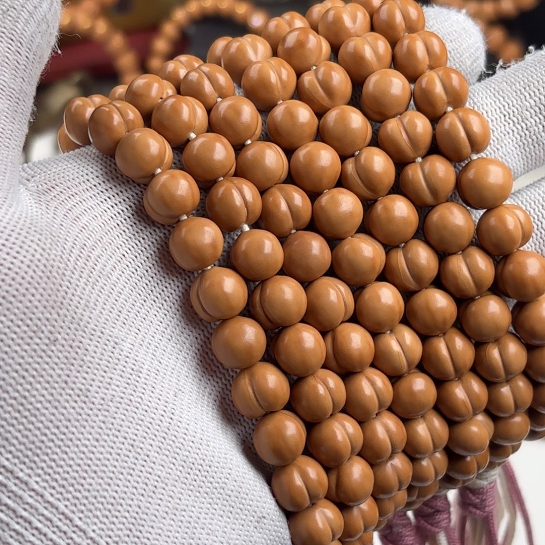 猴头核桃手串屁桃，爱心桃！