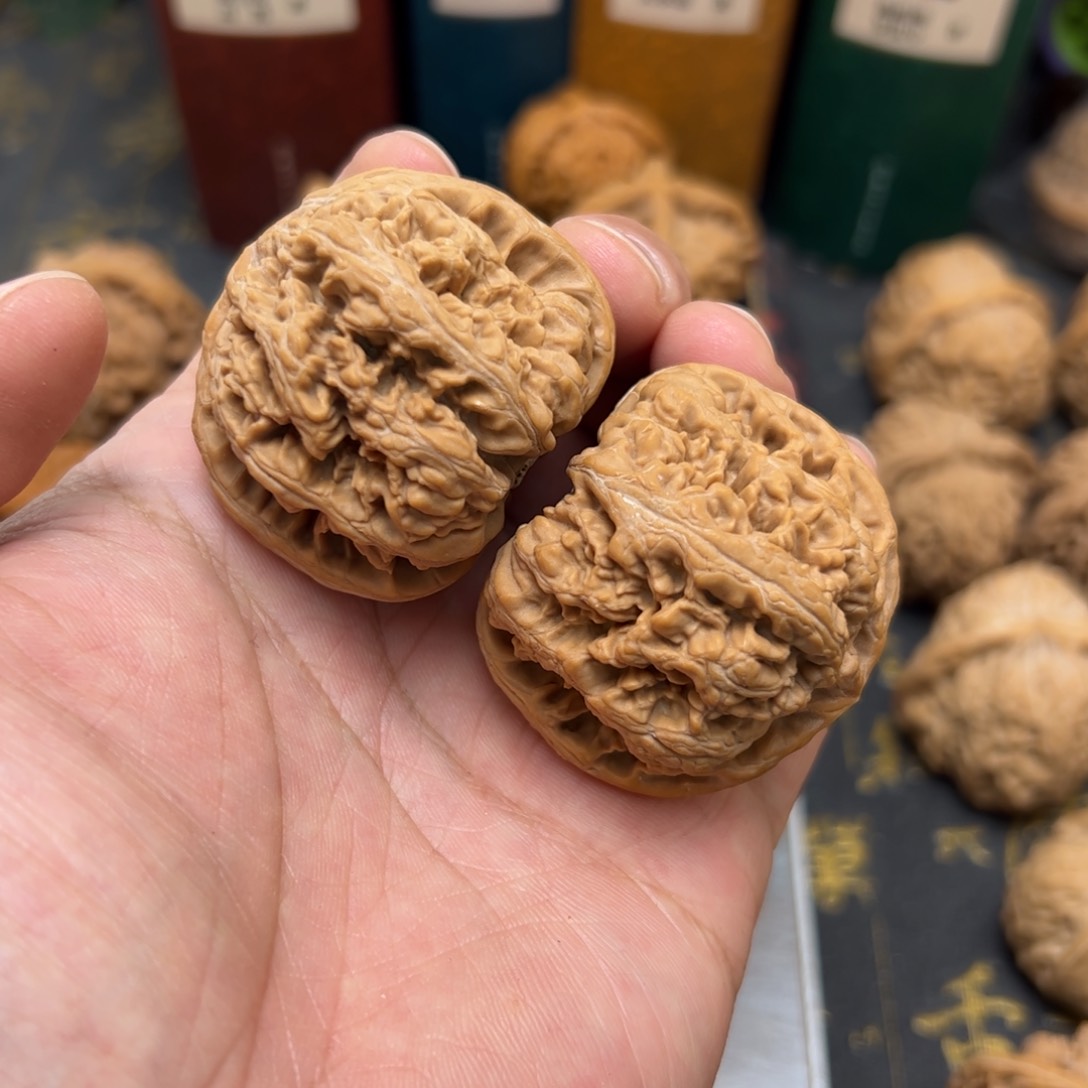 文玩核桃把件43平谷大粗筋