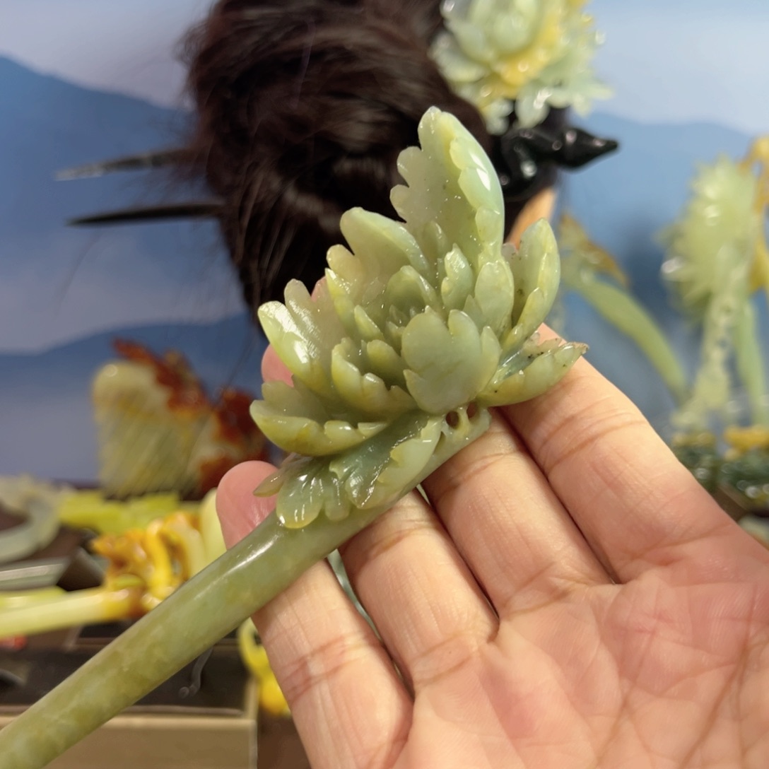 蛇纹石玉发饰合金