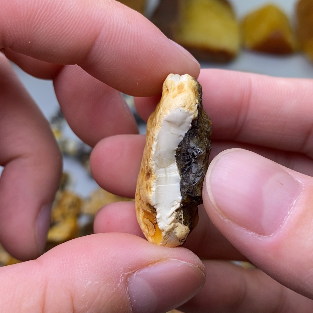 定制琥珀天然蜜蜡