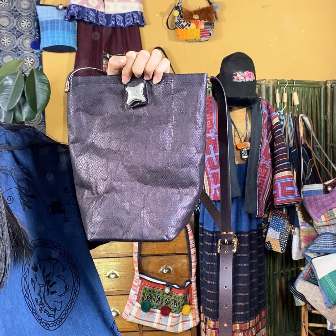 织绣手工制作包包