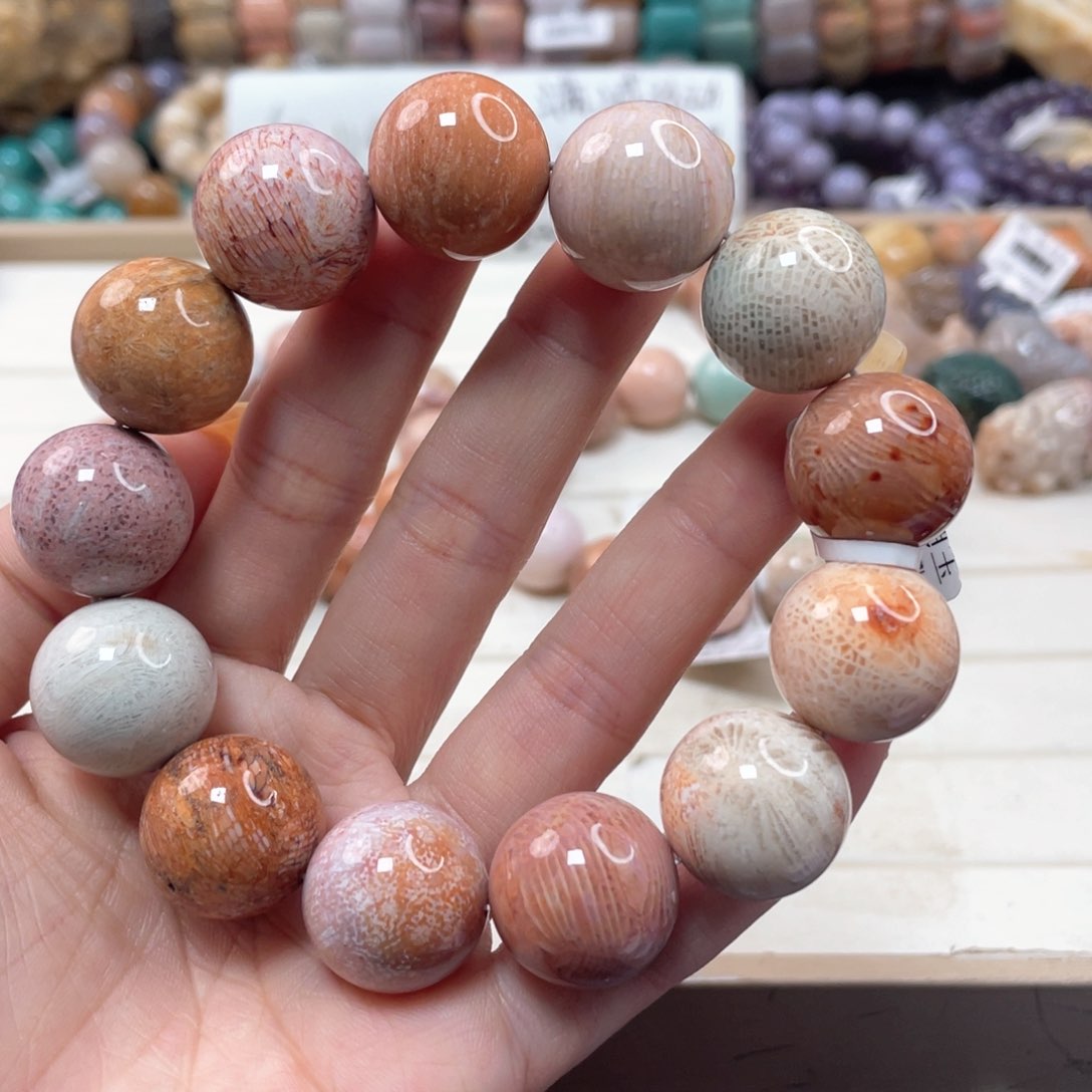 未镶嵌手链硅化玉执****梦492