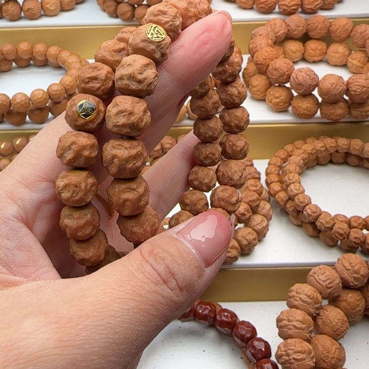 吊坠猴头核桃体验款单标小龙蛇之变