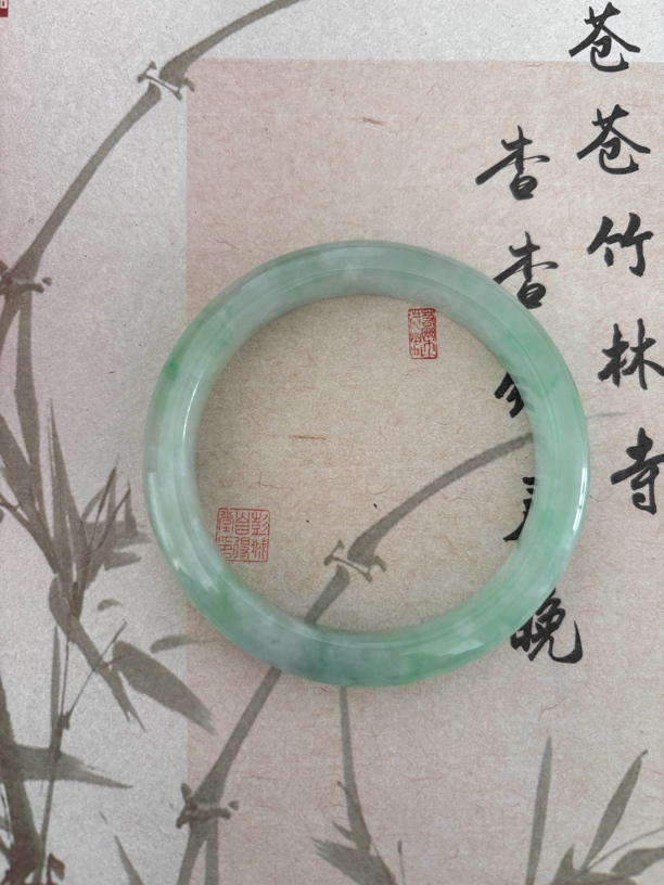 X925-五四加冰润果绿飘花缅甸翡翠手镯时尚