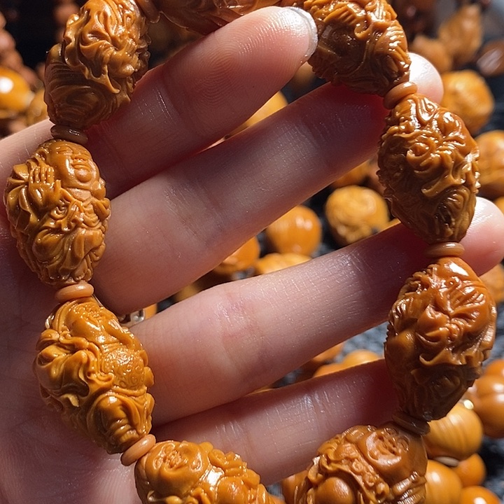 吊坠橄榄核群仙汇