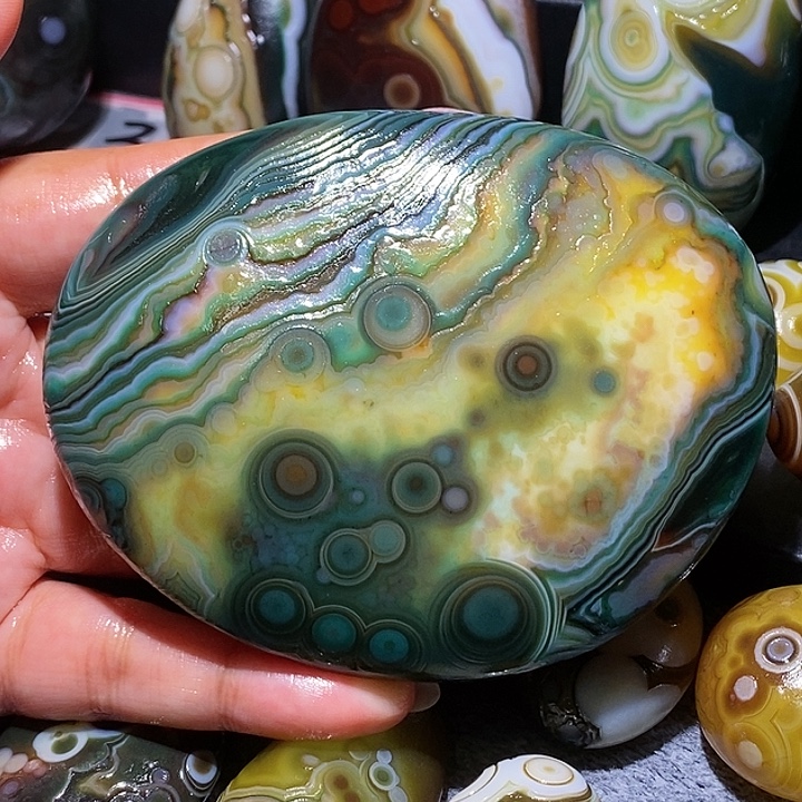 玛瑙/玉髓未镶嵌珠宝奇石99