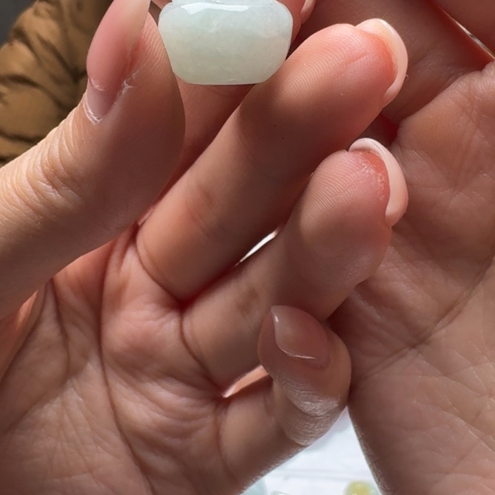 未镶嵌挂件翡翠美**生