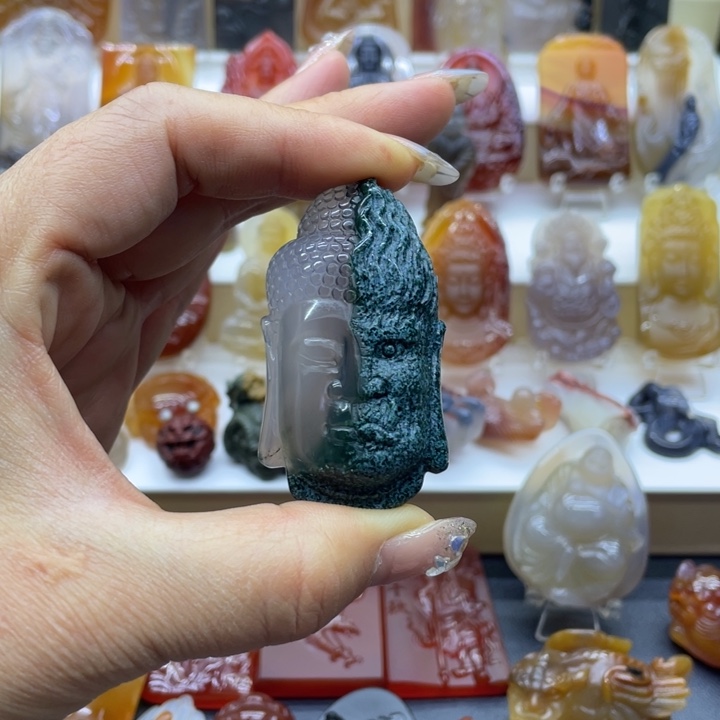 玛瑙/玉髓吊坠(赠链)未镶嵌杨*龙吊坠