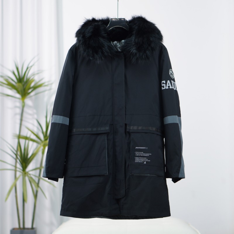 F773   女装时尚撤柜秋冬外套派克服黑色