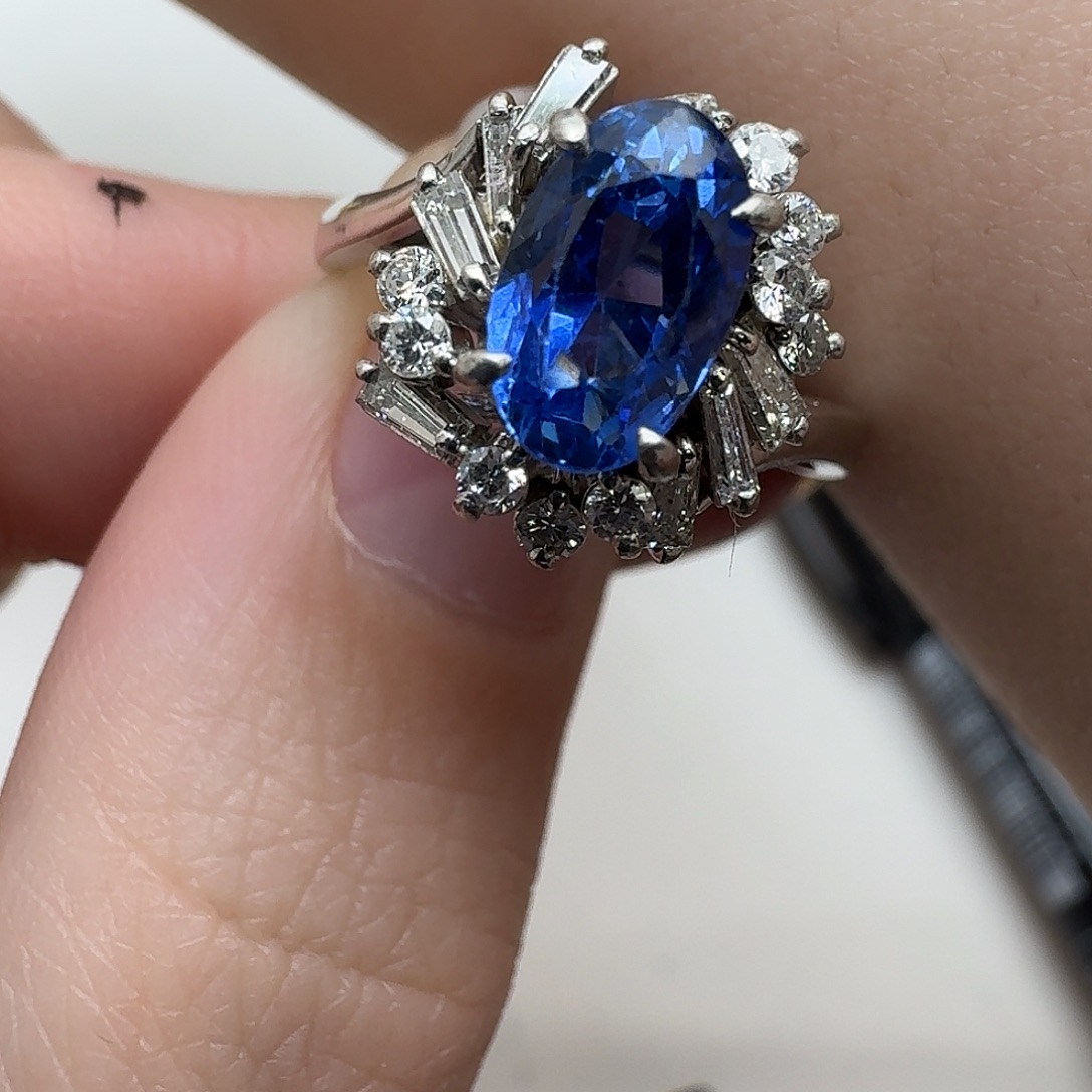 未镶嵌蓝宝石戒指