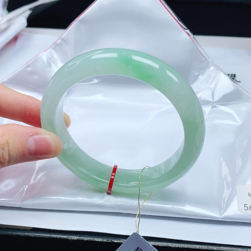 【闪购商品】翡翠手镯未镶嵌天然缅甸a货手镯56+
