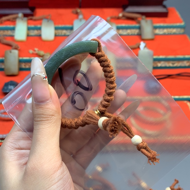 和田玉（糖玉）颈饰未镶嵌?****?