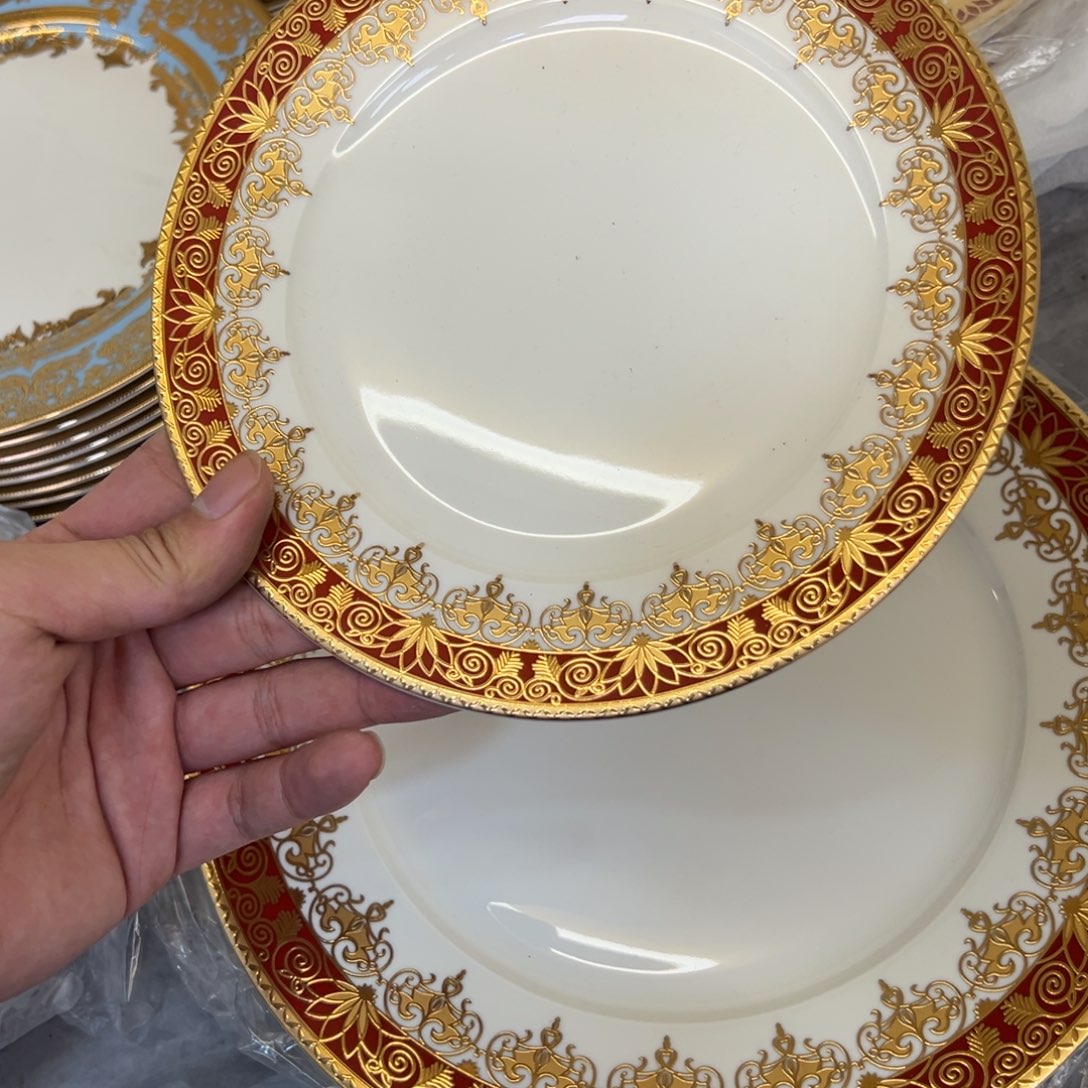 瓷片7.5寸平盘两个一单尾单