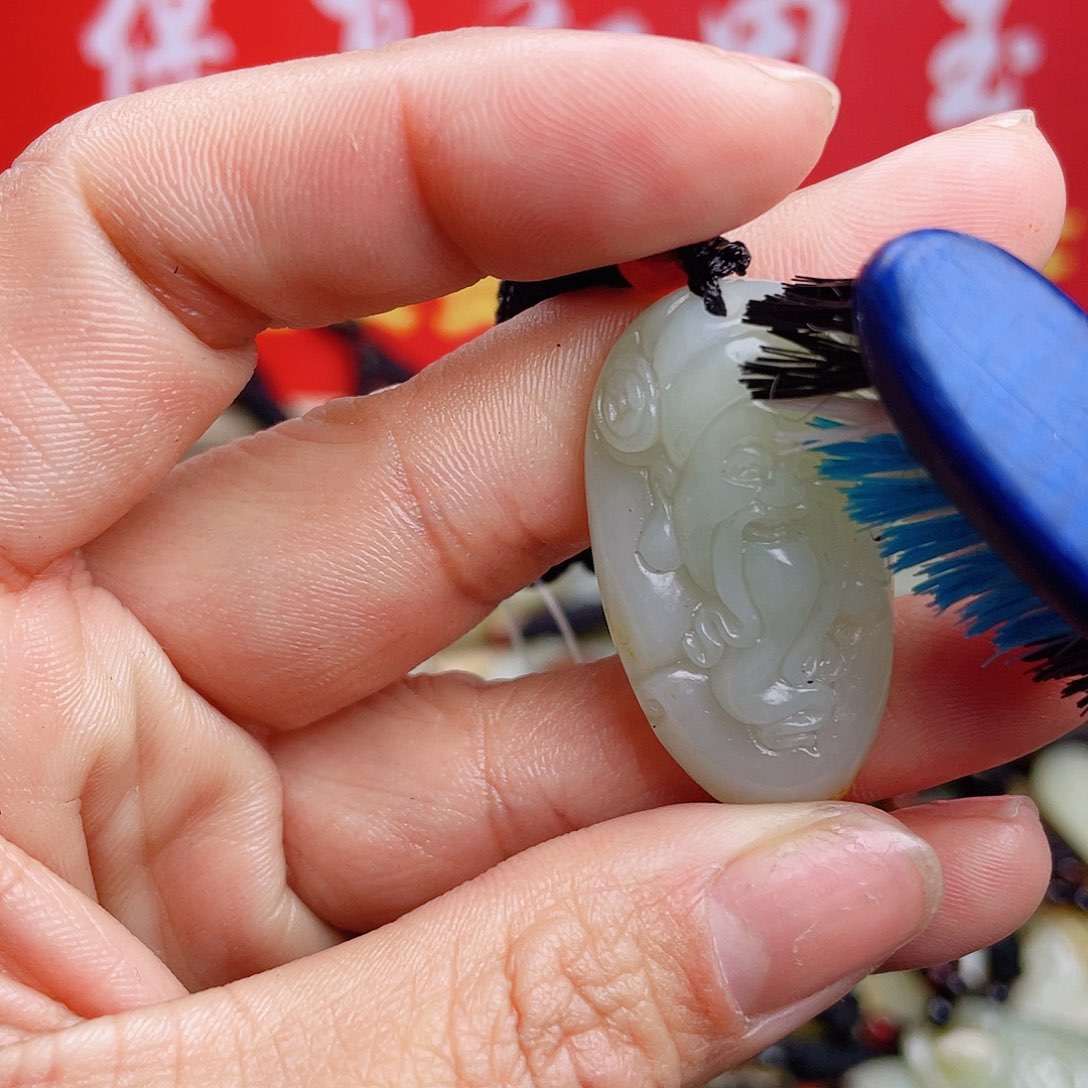 和田玉颈饰未镶嵌