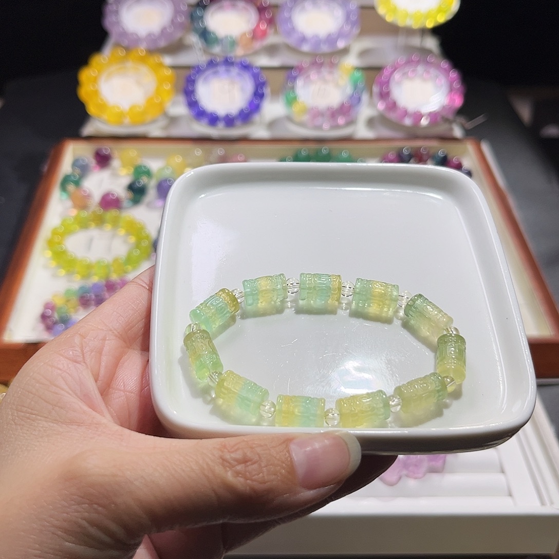 ****r萤石手绳未镶嵌78