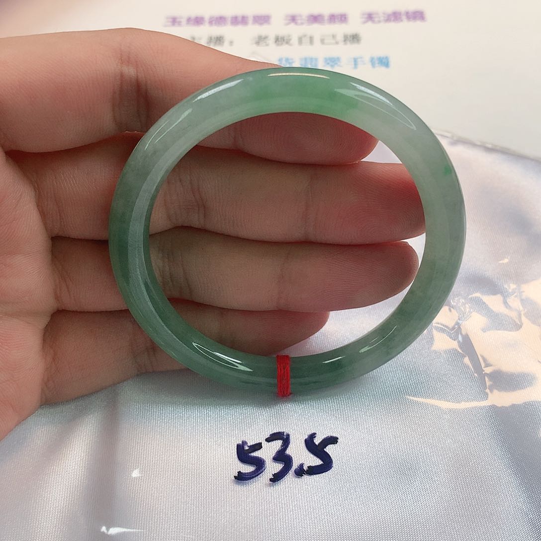 翡翠手镯（圆镯）未镶嵌302号