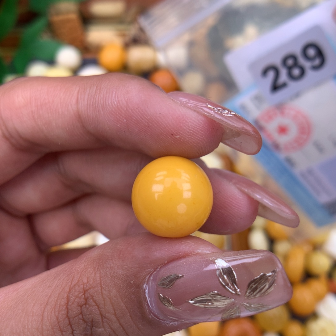 琥珀珠宝奇石未镶嵌13.7