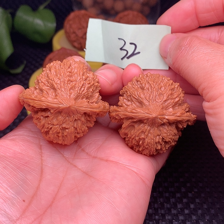 【闪购商品】把件文玩核桃43满天星32